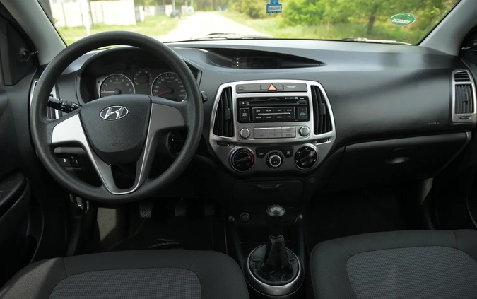 Hyundai i20 cena 23900 przebieg: 178000, rok produkcji 2013 z Opalenica małe 781